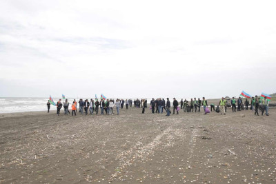 Şimal: Nabranın dəniz sahili təmizlənib