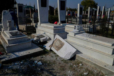 Qusarda qəbirləri dağıdan şəxsin məhkəməsi olub