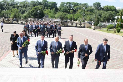 Quba: Dövlət qulluqçularının peşə bayramı qeyd edilib