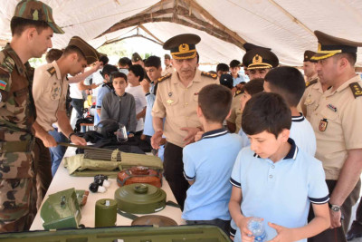 FHN: Xaçmazın məktəbliləri üçün “açıq qapı” günü keçirilib