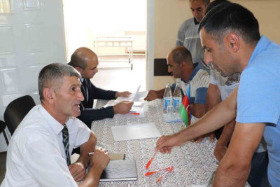 İsmayıllı: Kürdeldarbəyli kəndində vətəndaşların qəbulu keçirilib