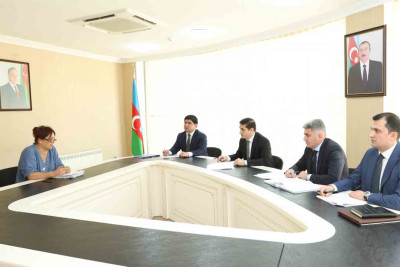 Qusar: Ədliyyə naziri vətəndaşlarla görüşüb