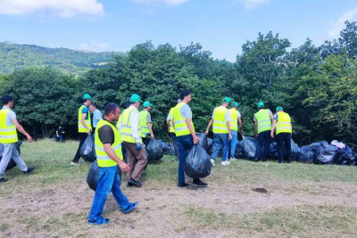 İsmayıllıda təmizlik aksiyası keçirilib