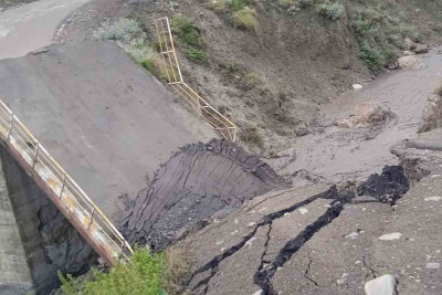 Quba-Xınalıq yolu: Körpü uçub