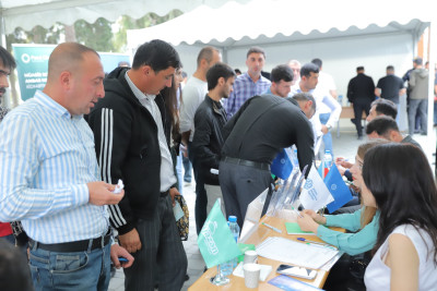 Xaçmazda əmək yarmarkası keçirilib