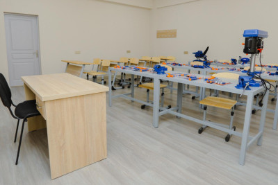 Xaçmazda 85 ilin məktəbi yenidən inşa edilib