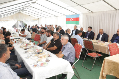 Xaçmazlı şəhid Xanbaba Ələmmədovun il mərasimi keçirilib