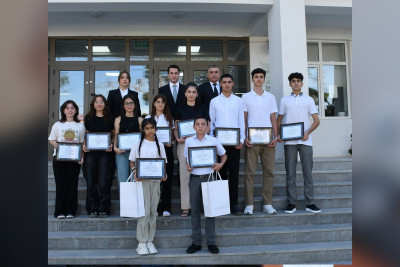 Yüksək balla tələbə adını qazanan gənclərlə Siyəzəndə görüş keçirilib