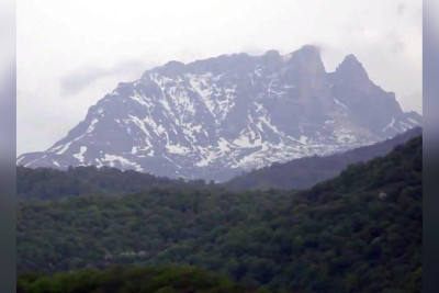 Dağ massivlərinə qar yağıb