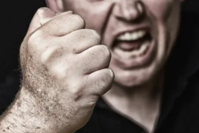 Xaçmazda fiziki qüsurlu kişi döyülüb