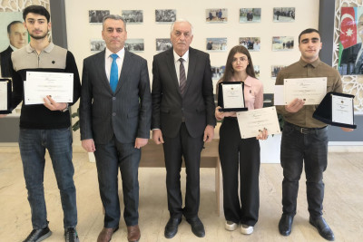 İsmayıllının ən çox bal toplayan məzunları mükafatlandırıldı