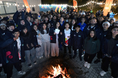 Olimpiya mükafatçıları Qubada tonqal ətrafında - FOTO