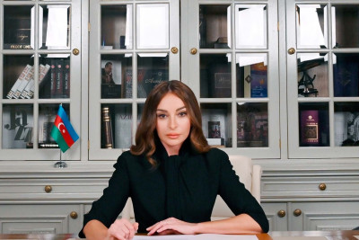 Mehriban Əliyeva Konstitusiya Günü ilə bağlı paylaşım edib