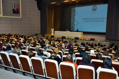 Musiqi müəllimlərinin qiymətləndirilməsi ilə bağlı sessiya keçirilib