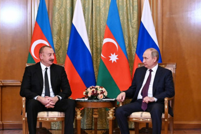 Putin İlham Əliyevə zəng etdi
