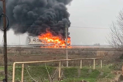 Şabran rayonunda yük avtomobili yanıb - VİDEO - YENİLƏNİB