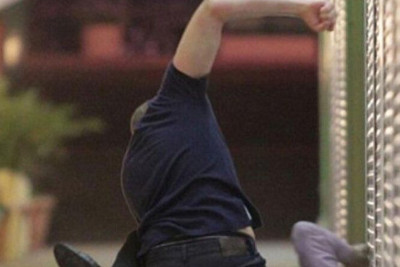 Ata mülkünə görə dava: Kişi bacısını döydü