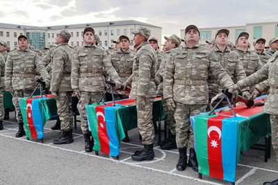 Hərbi hissələrdə andiçmə mərasimlərinə valideynlər buraxılmayacaq