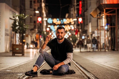 Ofisiantlıqdan uğurlu iş adamına çevrilən xaçmazlı Rauf Hüseynovun HEKAYƏSİ