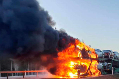 Şamaxıda “BMW” yanıb