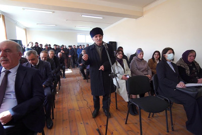 Qusarda problemlər icra başçısına çatdırıldı