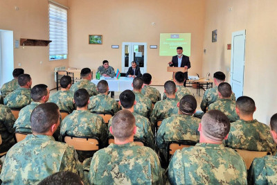 Qusardakı hərbi hissədə dini maarifləndirmə tədbiri keçiilib