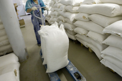 Ölkədə ən ucuz un Şabranda satılır