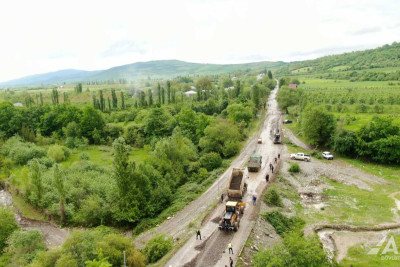 Qubada 12 kəndi birləşdirən yol yenidən qurulur   - VİDEO