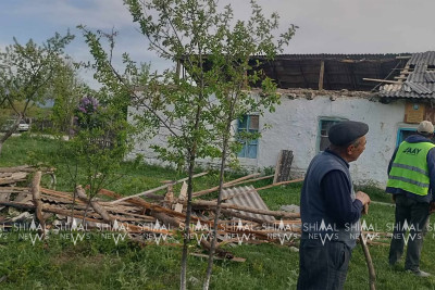 Qubada güclü külək dam örtüklərini sıradan çıxarıb