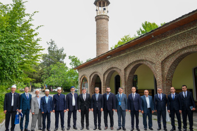 Komitə sədri Qəbələdə məscidlərin fəaliyyəti ilə tanış olub