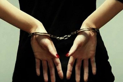 Qubada qadın həmcinsinə xəsarət yetirdi