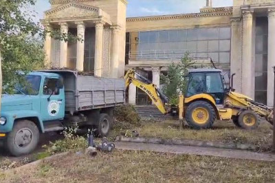 Shimal.News-un işıqlandırmasından sonra Qubada sahibsiz qalan binanın ərazisi təmizləndi