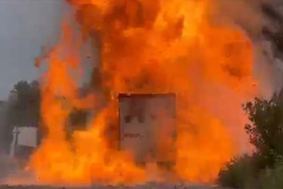 Şəkidə TIR yanır - Video