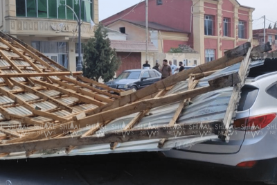 Xaçmazda güclü külək avtomobilləri yararsız hala saldı