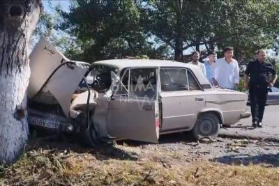 Qubada avtomobillər toqquşdu: Yaralanan var