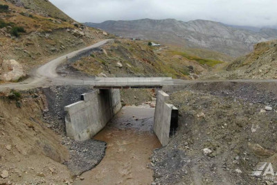 Quba-Xınalıq yolundakı körpünün inşası yekunlaşmaq üzrədir