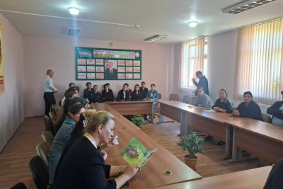 Balakəndə zərərvericiyə qarşı maarifləndirmə davam edir 