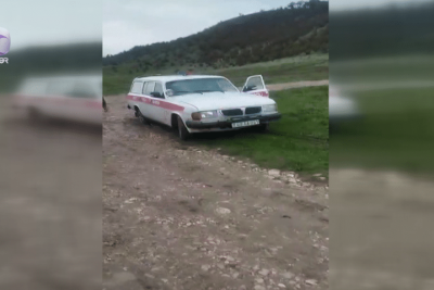 Qubada xəstəni yük maşını ilə apardılar