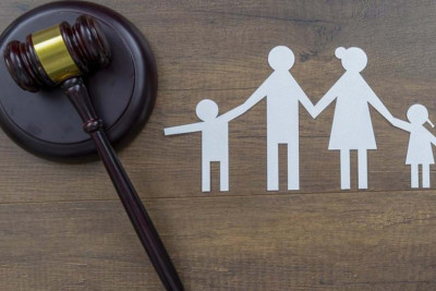 Aliment ödəməyən qadın 500 manat cərimələndi