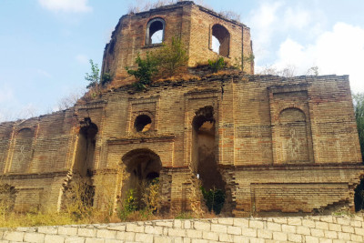 Şabranda Alban kilsəsi dağılmaq üzrədir