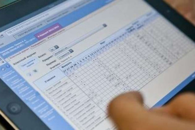 14 məktəb elektron jurnala keçdi