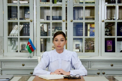 Mehriban Əliyevadan təbrik paylaşımı - FOTO