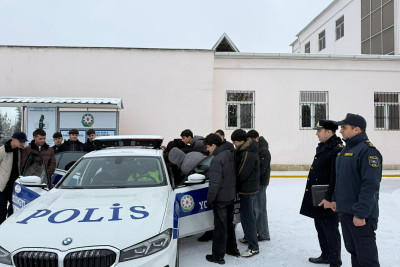 Qusarlı kursant polis olmaq istəyən gənclərlə görüşüb - FOTO