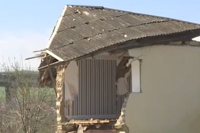 Sel fəsadlara səbəb oldu: "Körpülərimizi, sahələrimizi apardı"