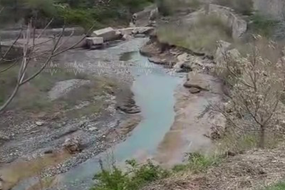 Xaçmazda Qudyalçayın sahil bəndləri dağılıb - VİDEO