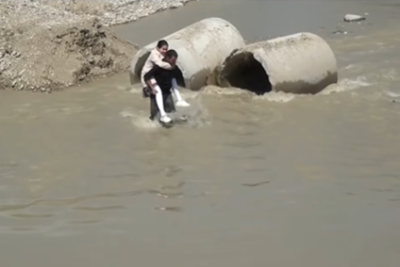 Şabranda bir ay əvvəl selin dağıtdığı körpü hələ də bərpa edilməyib