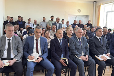 Caqarqışlaq sakinləri icra başçısına müraciət etdilər