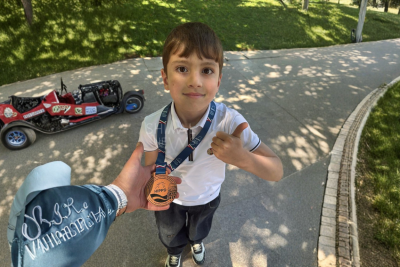 Qusardan olan 8 yaşlı məktəbli beynəlxalq olimpiadada medal qazandı
