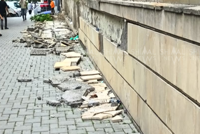 Xaçmazın mərkəzində təhlükə mənbəyi: Binanın fasadı dağılır