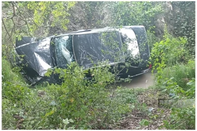 Oğuzda avtomobil aşdı, 7 nəfər yaralandı -  YENİLƏNİB